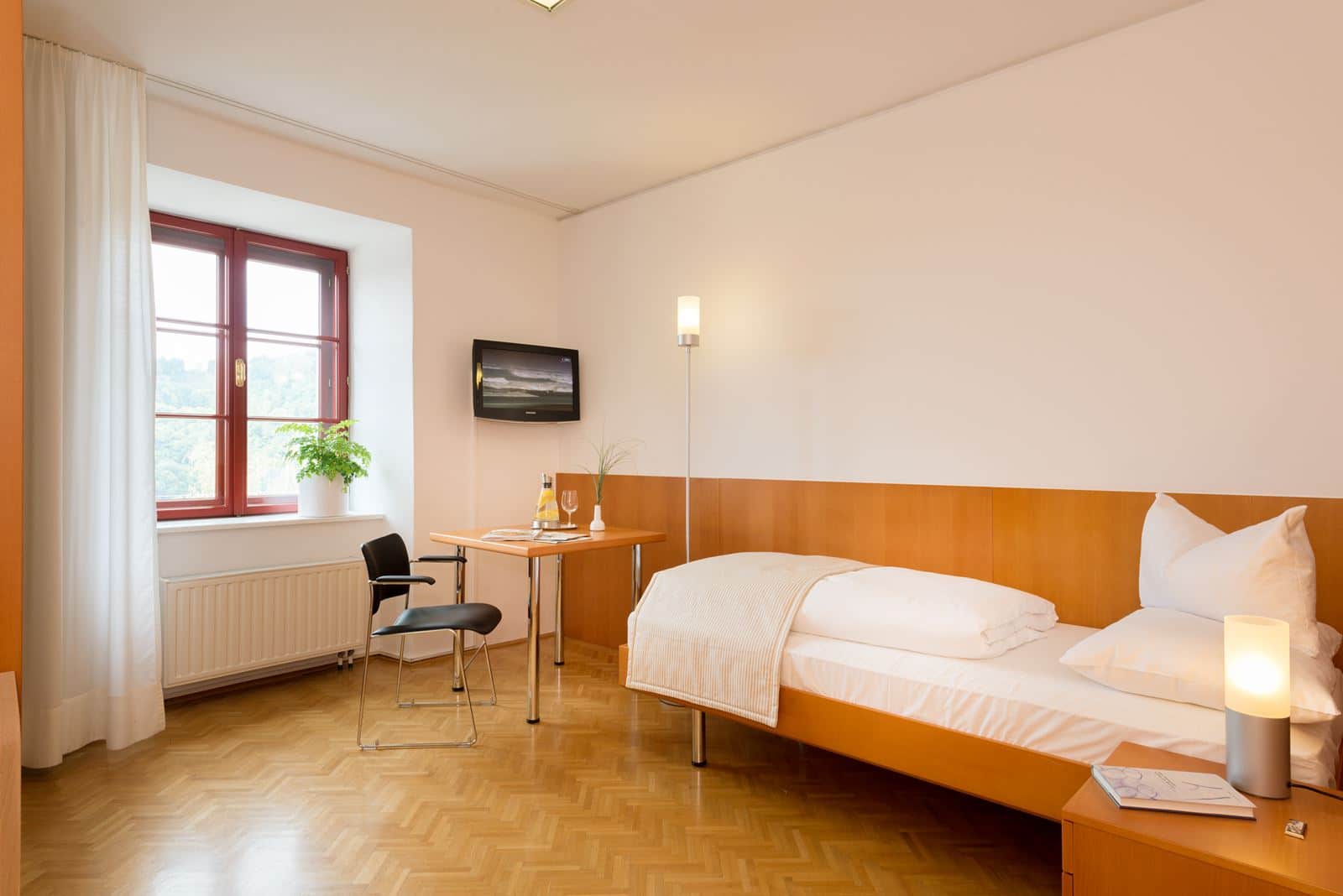 Einzelbett Zimmer Copyright Stefan Kristoferitsch Einzelbett Zimmer Copyright Stefan Kristoferitsch