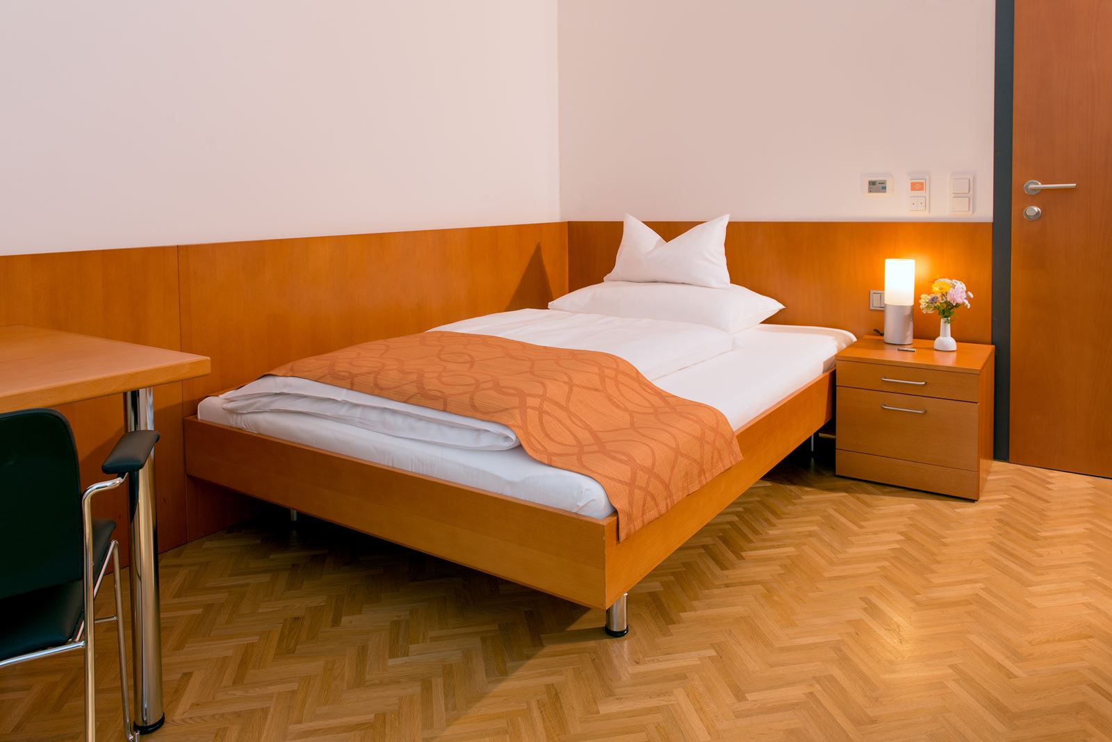 Queenbett Zimmer 2 Stefan Kristoferitsch Queenbett Zimmer 2 Stefan Kristoferitsch
